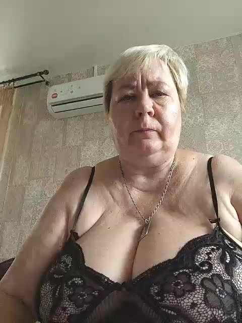 Alena61 Adult Chat August 12, 2025