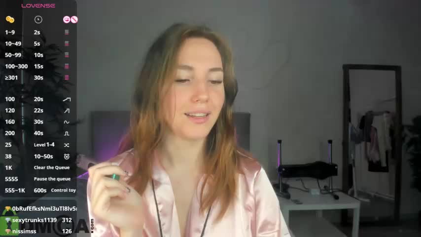 Luna_G0ld Adult Chat August 12, 2025