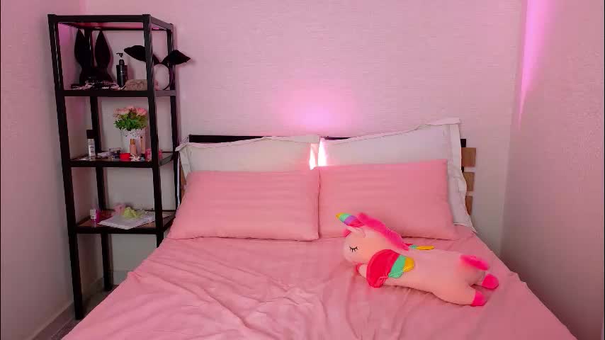 lovely_poppy Adult Chat August 12, 2025