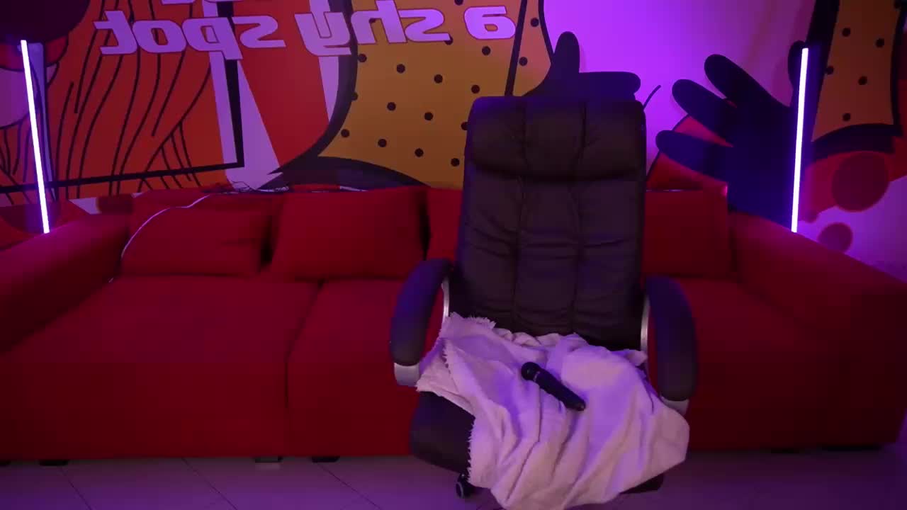 DaenerysDaen Adult Chat August 11, 2025