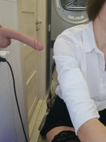 Young-MILF Adult Chat August 12, 2025