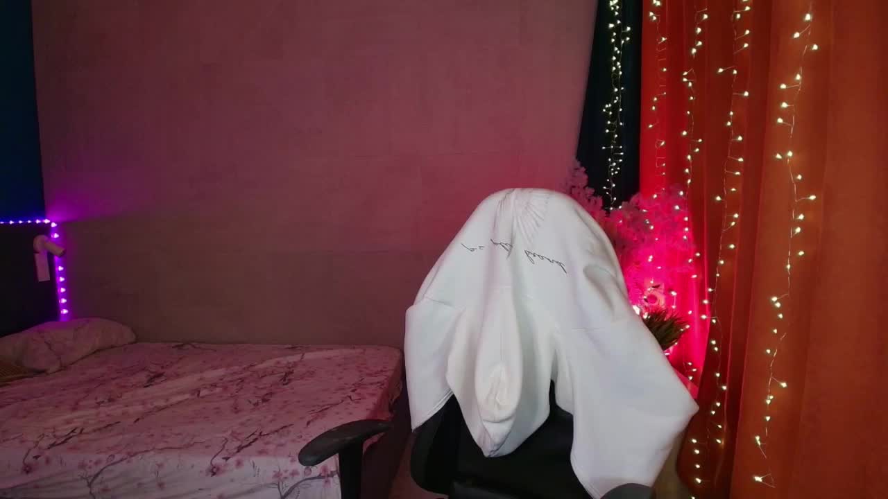 Klybnika_xx Adult Chat August 11, 2025