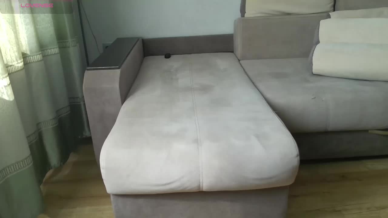 Milaa1998 Adult Chat August 12, 2025