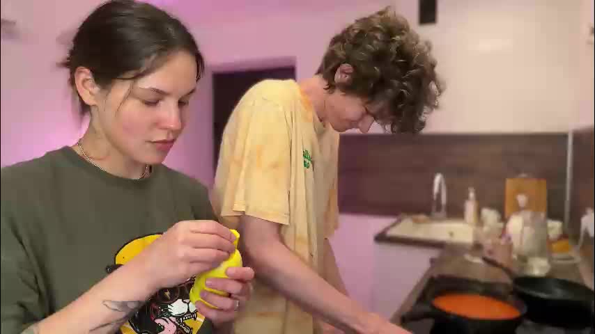 di_n_alex Adult Chat August 12, 2025