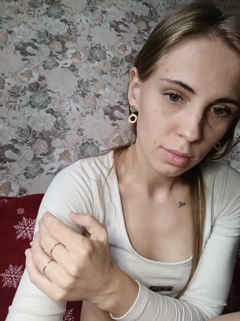 ---kisa25_ Adult Chat August 12, 2025