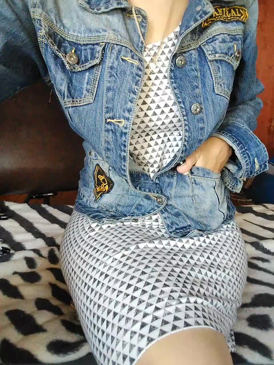 1100_Sensuality_1100 Adult Chat August 12, 2025