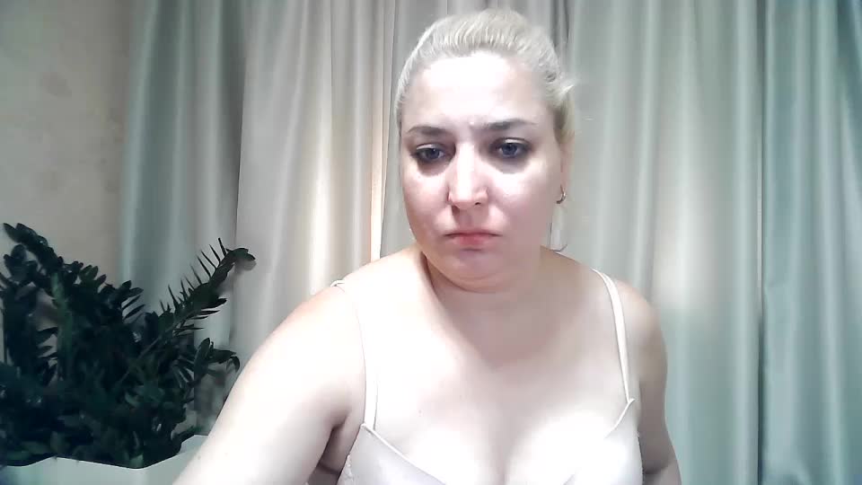 KickaIricka Adult Chat August 12, 2025