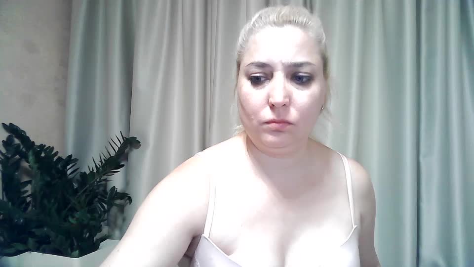 KickaIricka Adult Chat August 12, 2025