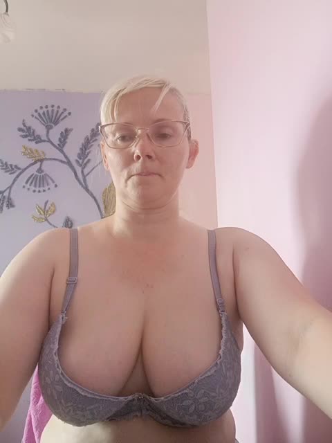 Sweetie454 Adult Chat August 12, 2025