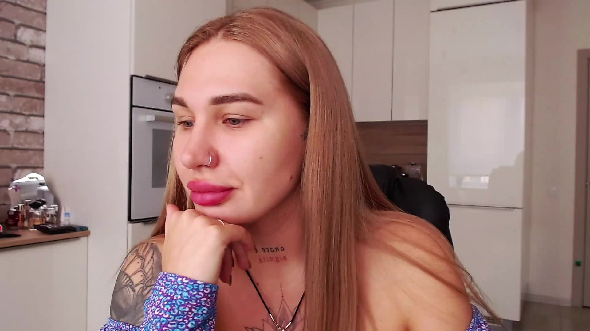 lolabarbie Adult Chat August 12, 2025