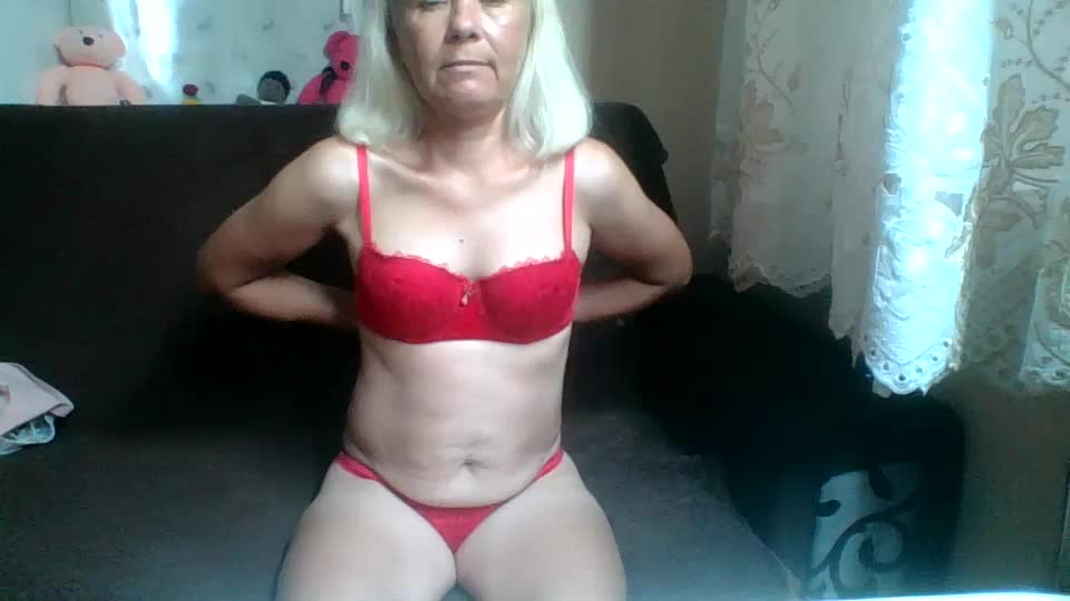 sakura_blonde Adult Chat August 12, 2025