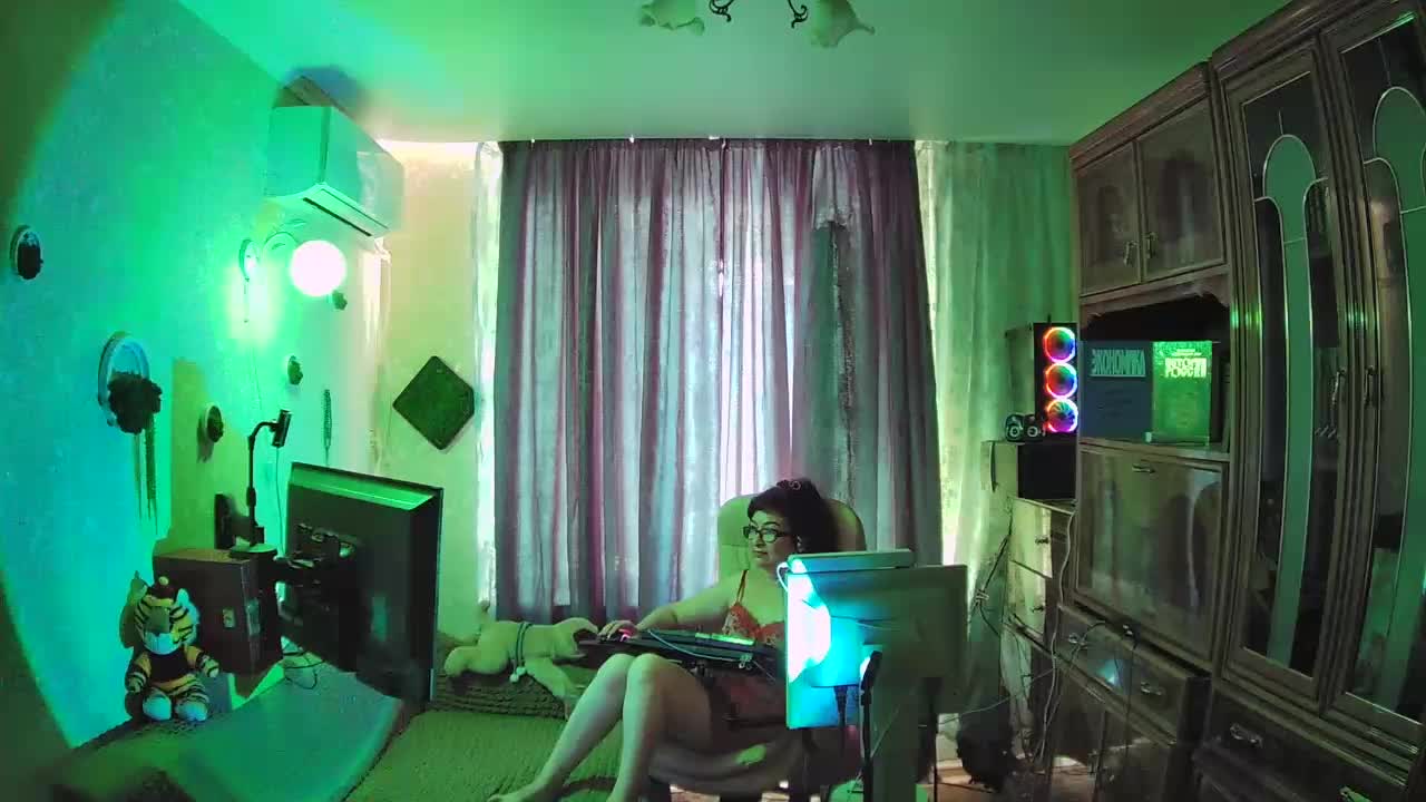 Infodar Adult Chat August 12, 2025