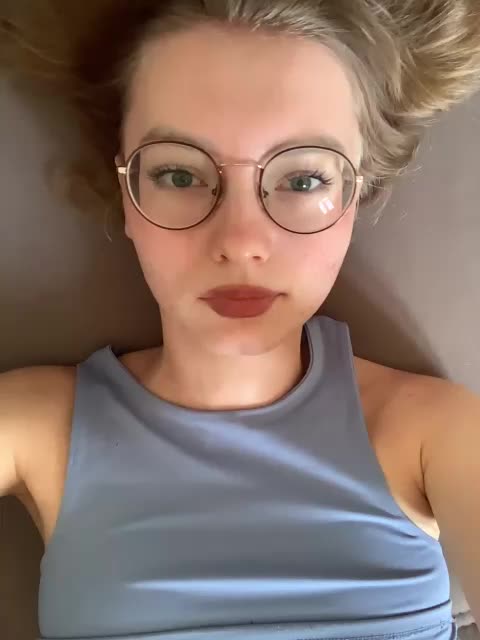 -Nezukoo- Adult Chat August 12, 2025