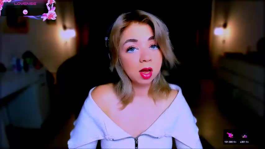 littleSiyfairy Adult Chat August 12, 2025