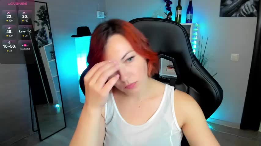 Serena_Woods Adult Chat August 12, 2025