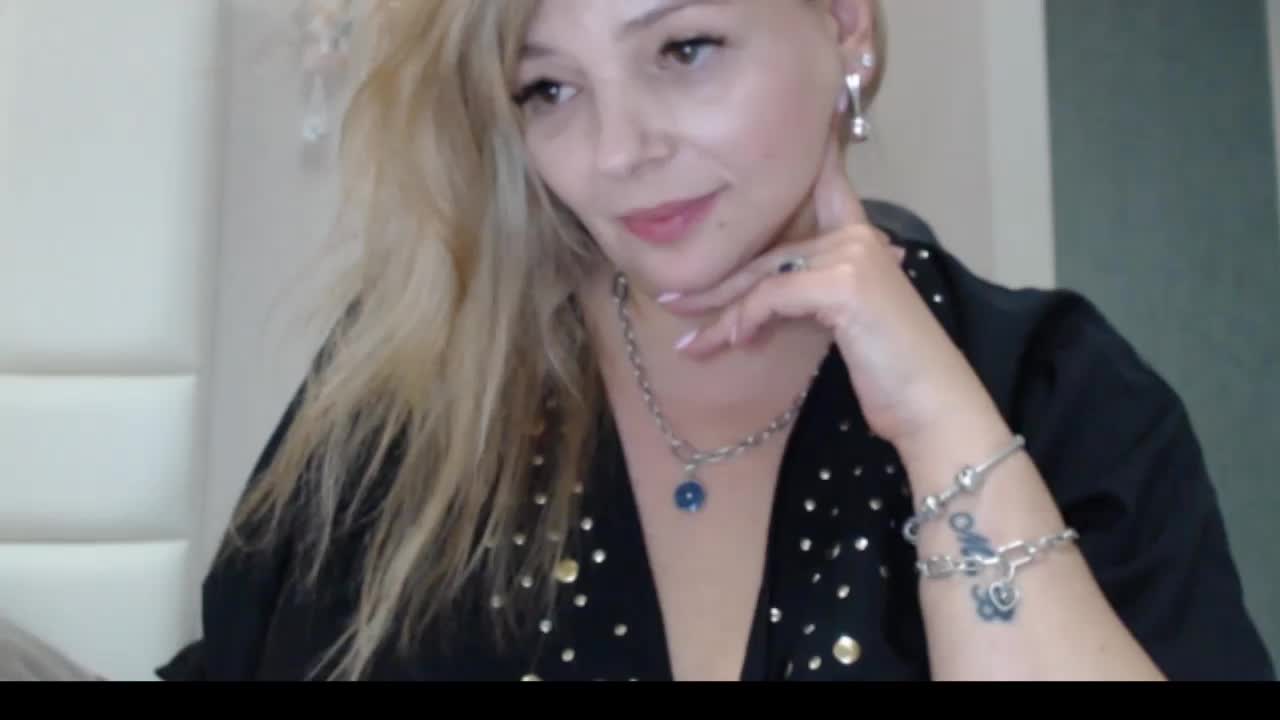 aniutkamau Adult Chat August 12, 2025