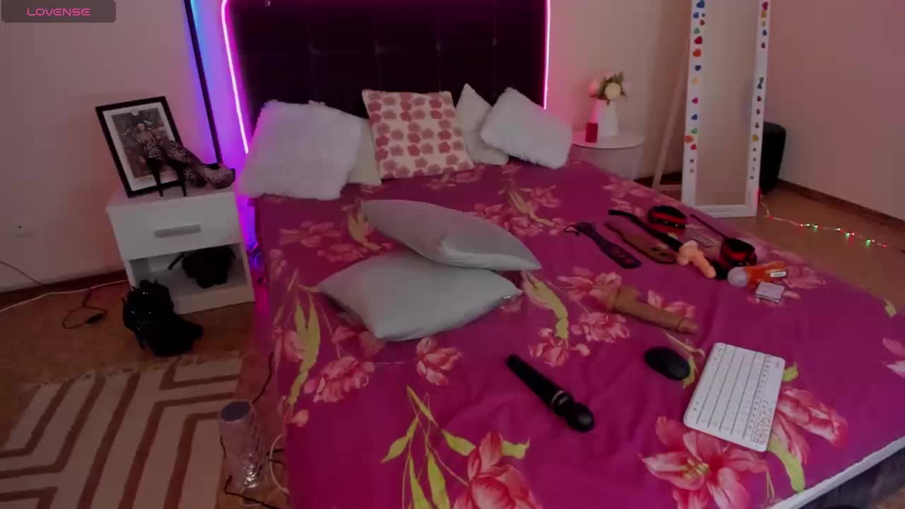 CassieEvans Adult Chat August 12, 2025