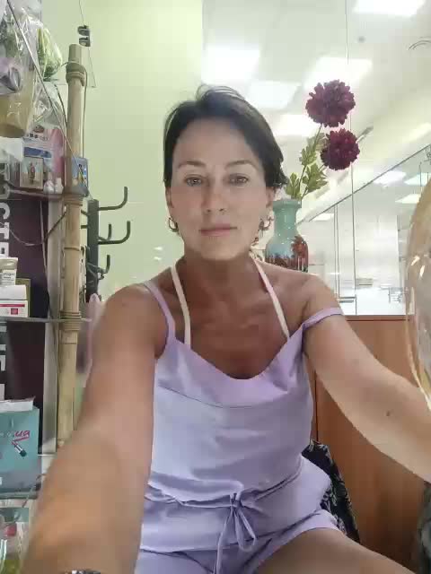 Agnes77 Adult Chat August 12, 2025
