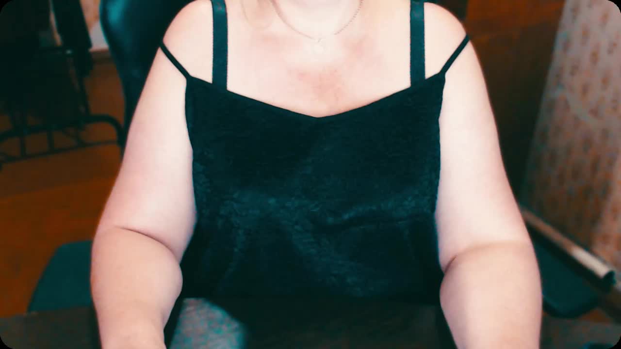 Alisa1917 Adult Chat August 12, 2025