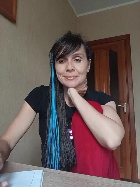 Hellenalonenochka Adult Chat August 12, 2025