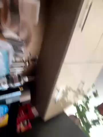 Flossy_Vettie Adult Chat August 12, 2025