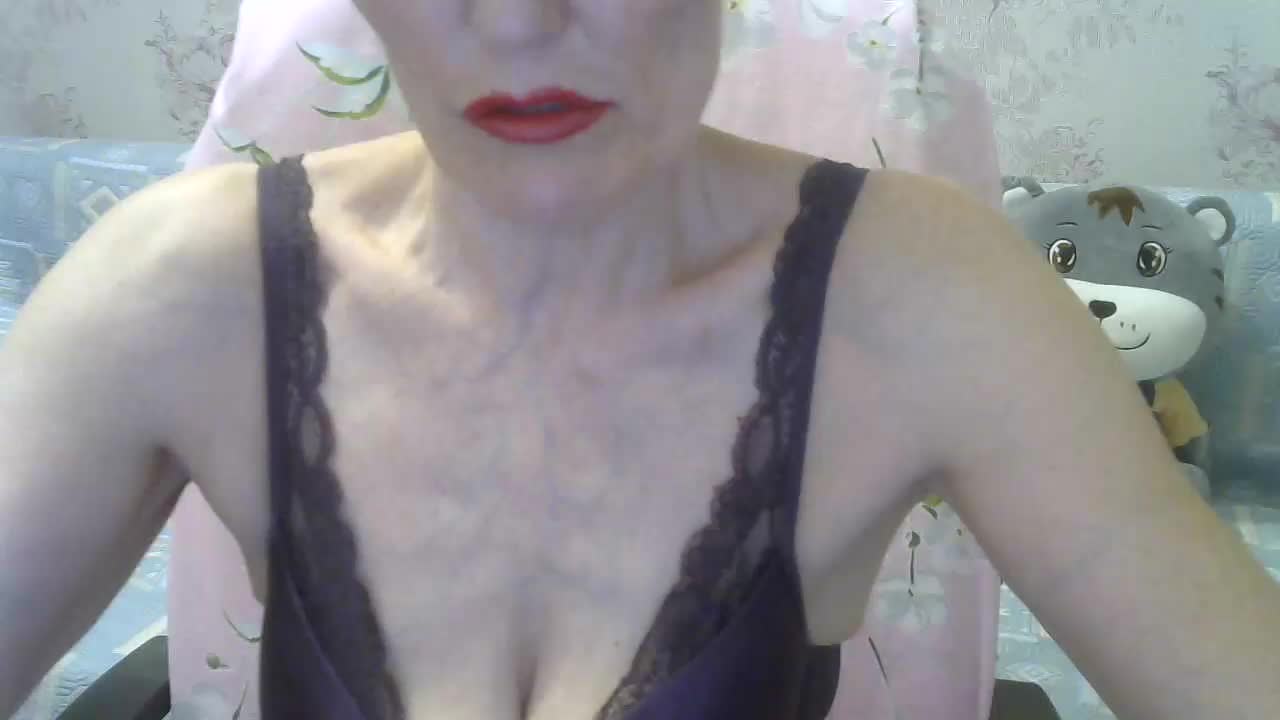 Red-Rose-777 Adult Chat August 12, 2025