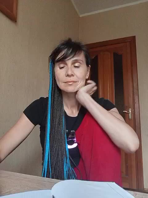 Hellenalonenochka Adult Chat August 12, 2025