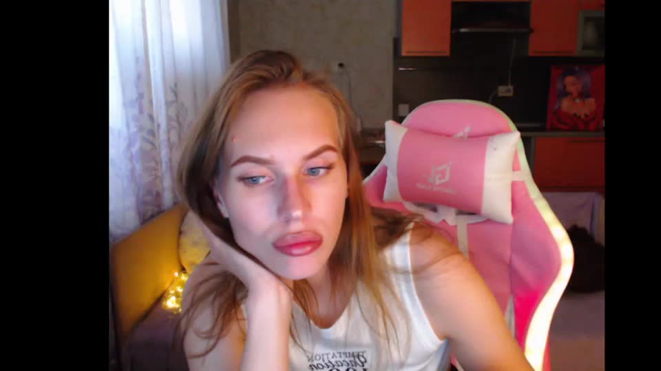 elsa_shine Adult Chat August 12, 2025