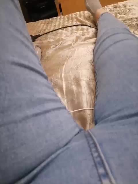 -Tiffany- Adult Chat August 12, 2025