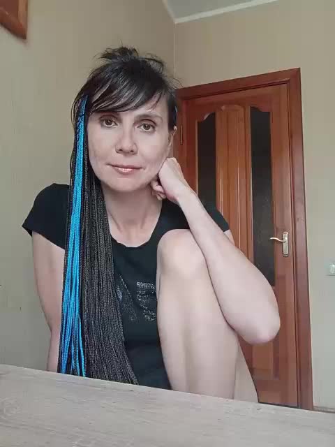 Hellenalonenochka Adult Chat August 12, 2025