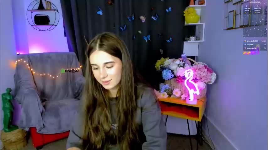 miki_nikki Adult Chat August 13, 2025