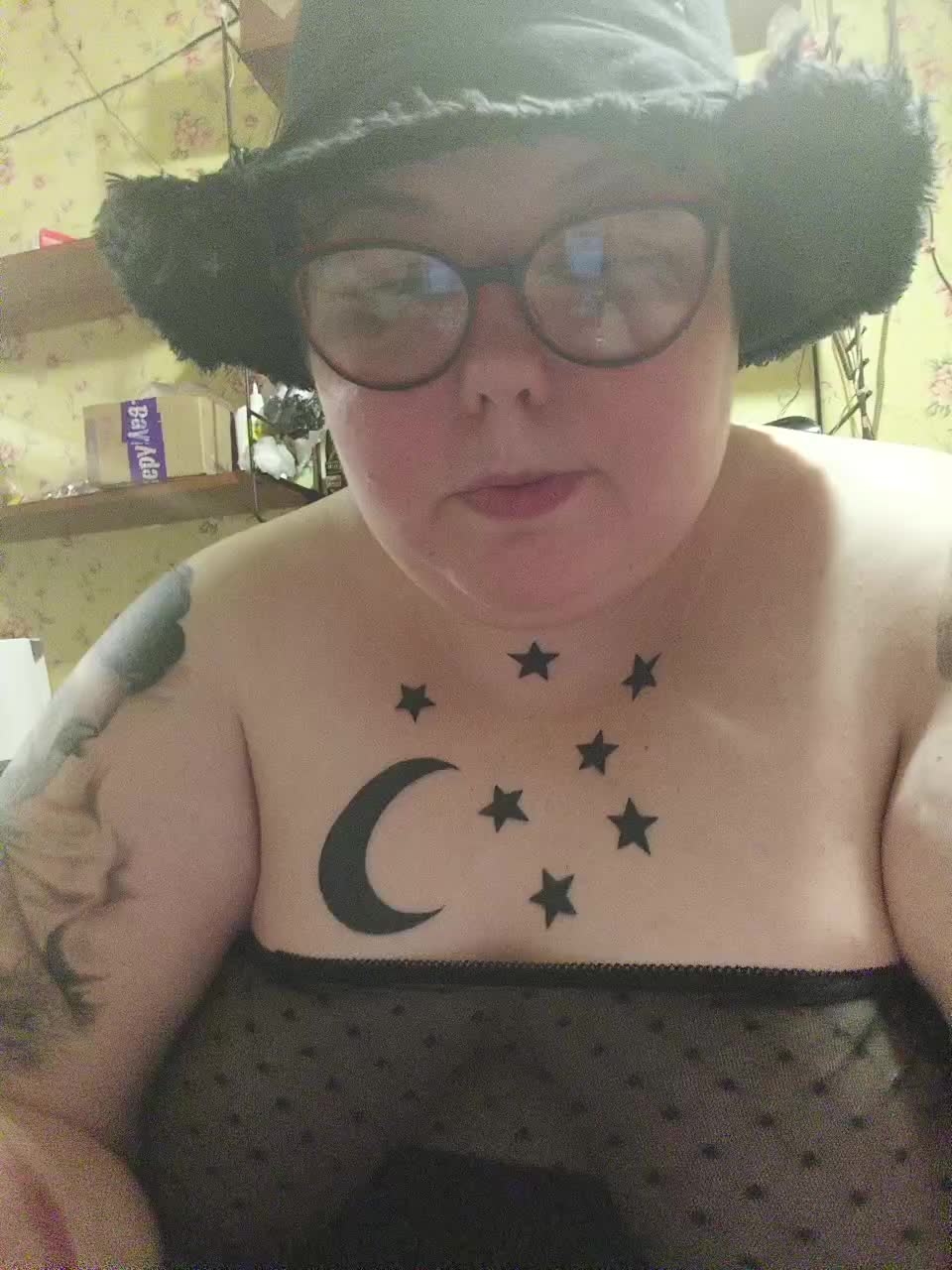 Svetlanka86 Adult Chat August 13, 2025