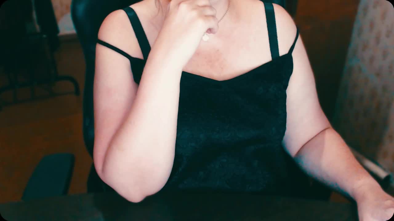 Alisa1917 Adult Chat August 12, 2025