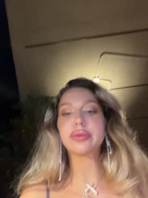 Lina69Femdom Adult Chat August 13, 2025