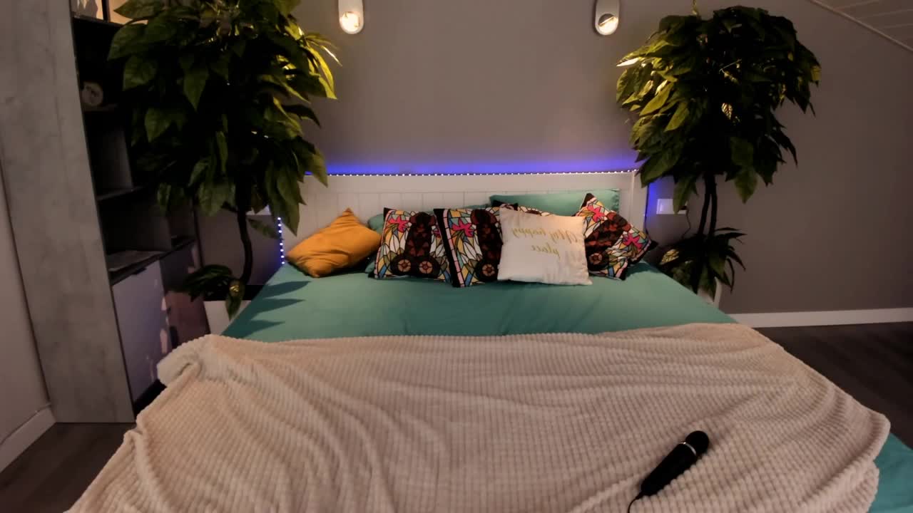 IceDanielles Adult Chat August 13, 2025