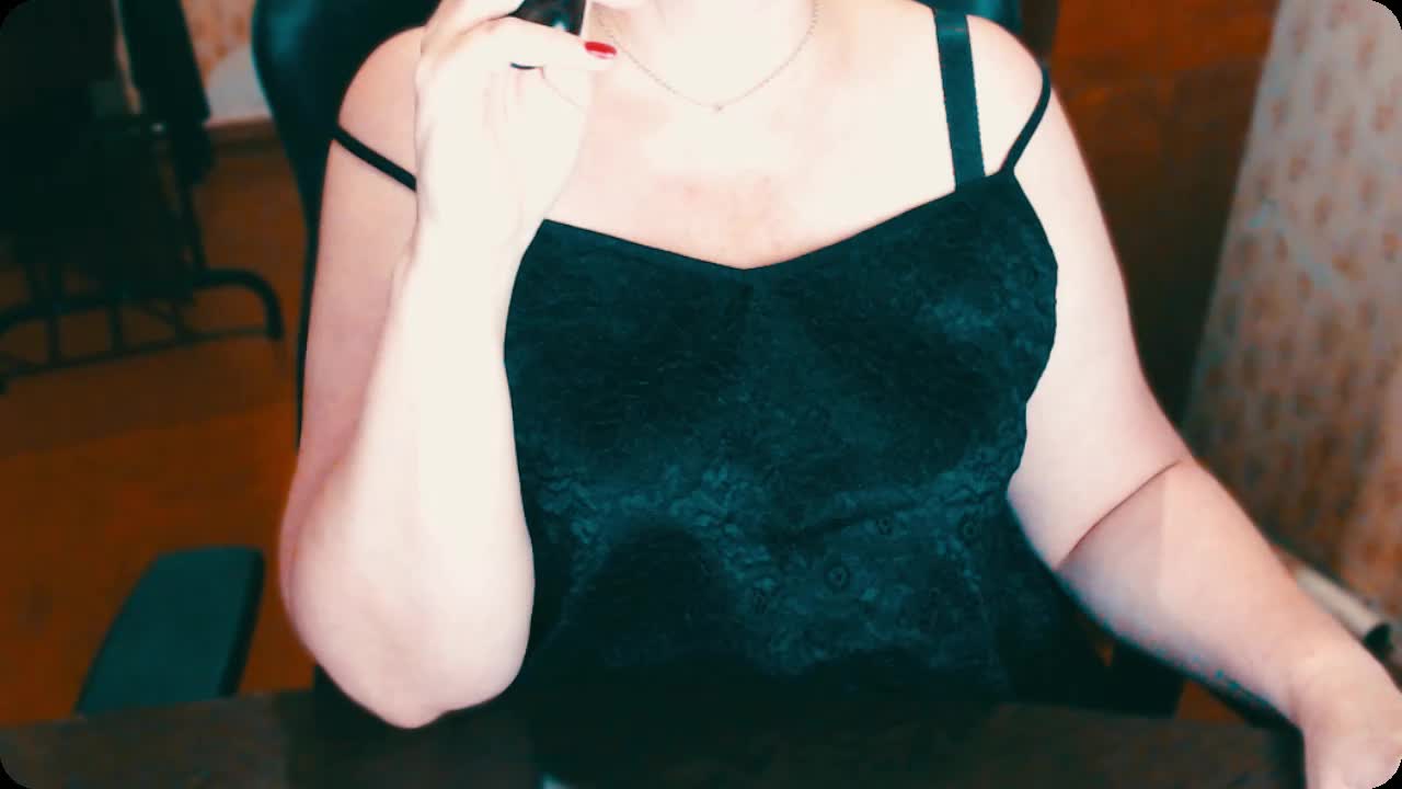 Alisa1917 Adult Chat August 13, 2025