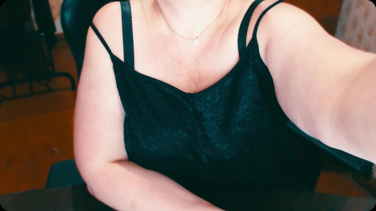 Alisa1917 Adult Chat August 13, 2025