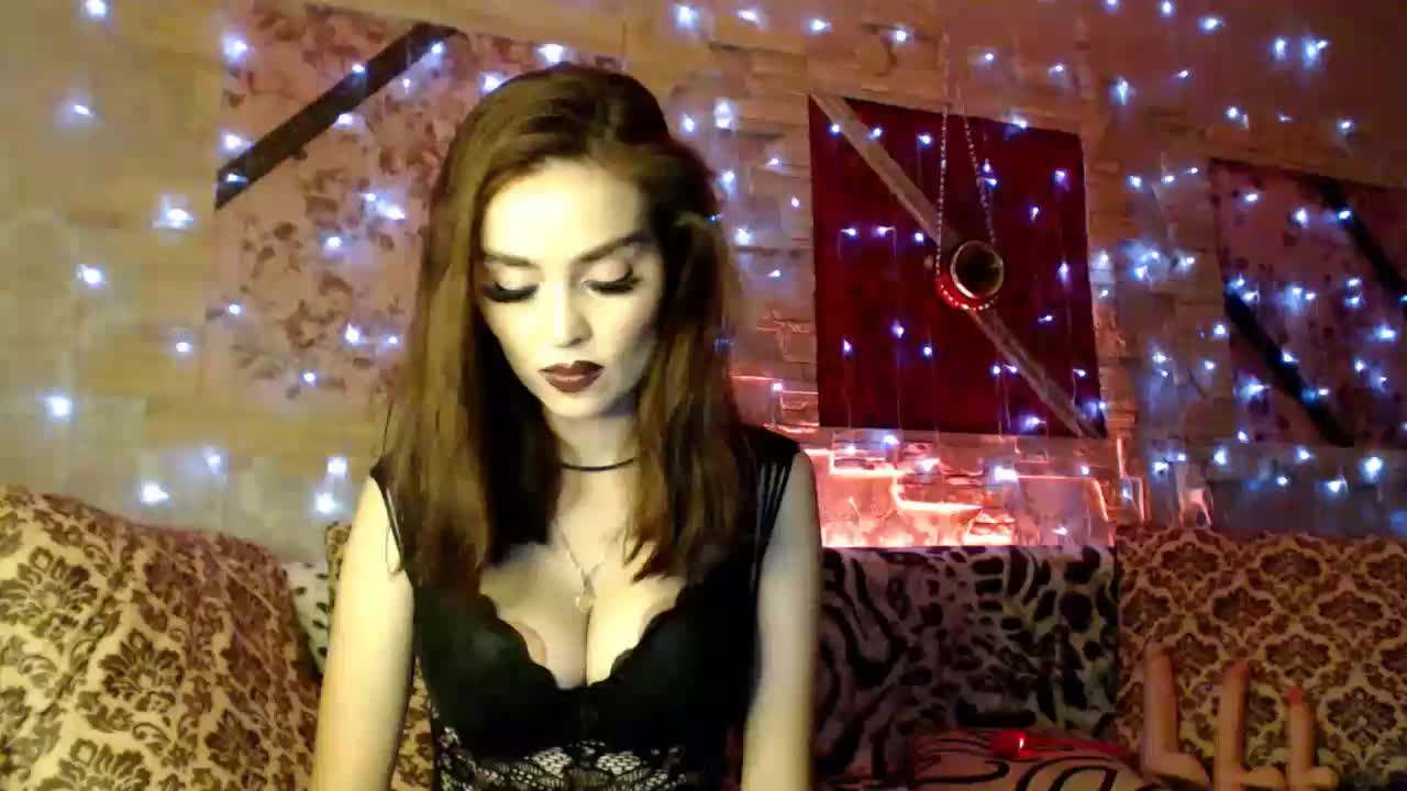 Tinellia Adult Chat August 13, 2025