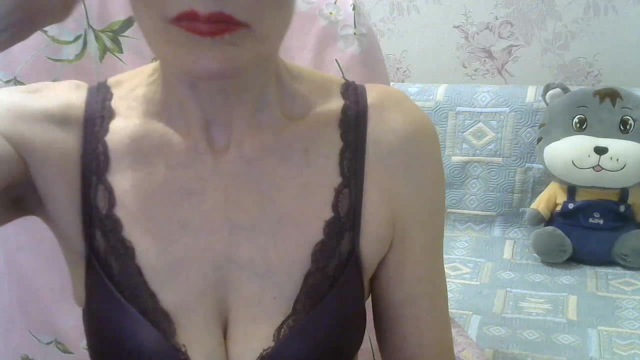 Red-Rose-777 Adult Chat August 13, 2025