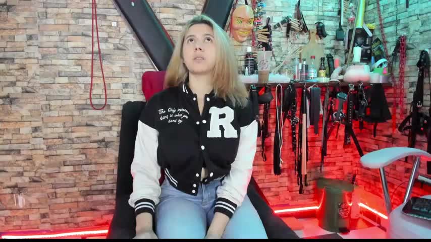 Liltildeman_moon Adult Chat August 13, 2025