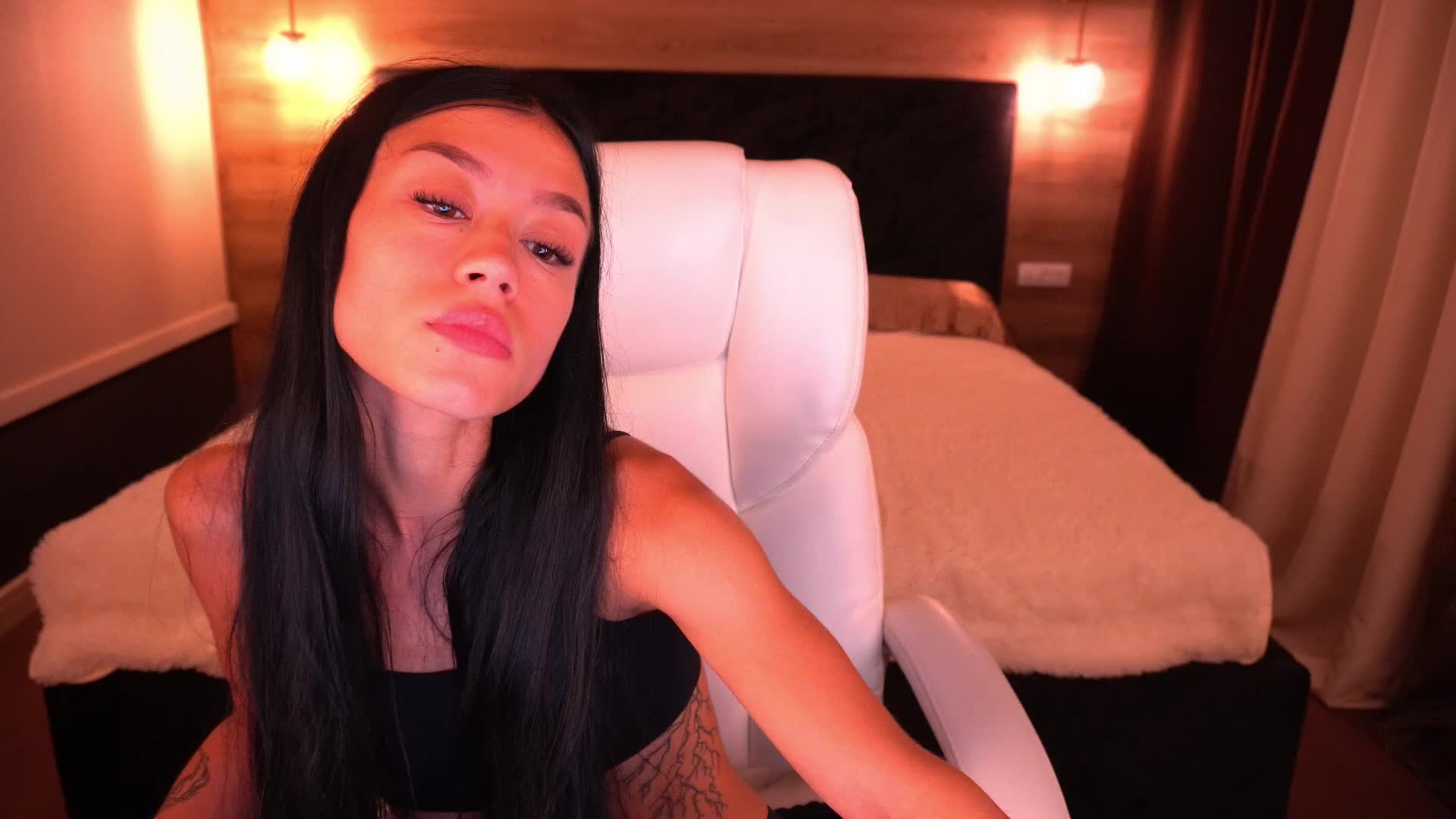 FataleNellie Adult Chat August 13, 2025