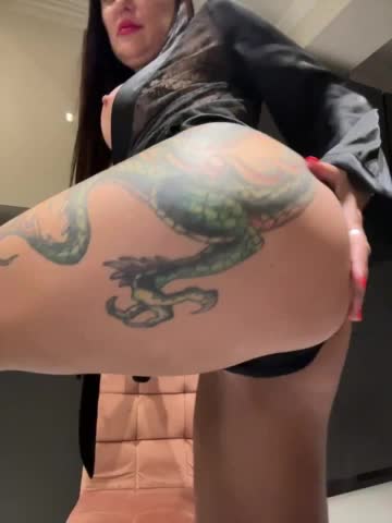 Marianna_ Adult Chat August 13, 2025