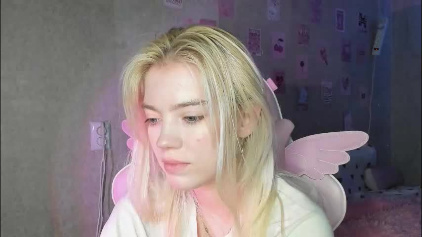 shawty_blonde Adult Chat August 13, 2025