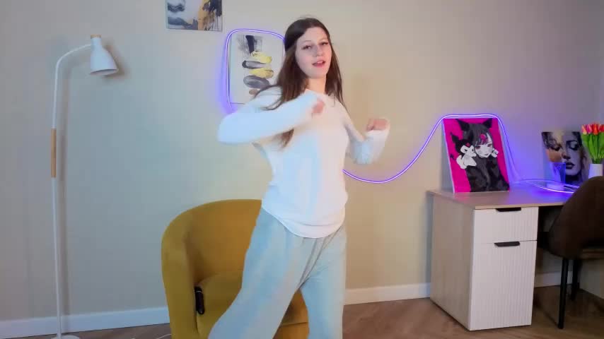 CarmelaYounkers Adult Chat August 13, 2025