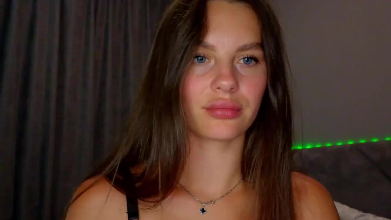 VALERIYAAA Adult Chat August 13, 2025