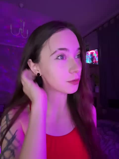 -LittleFairy- Adult Chat August 13, 2025