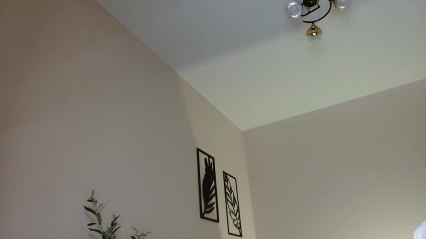 Emilly_angel Adult Chat August 13, 2025