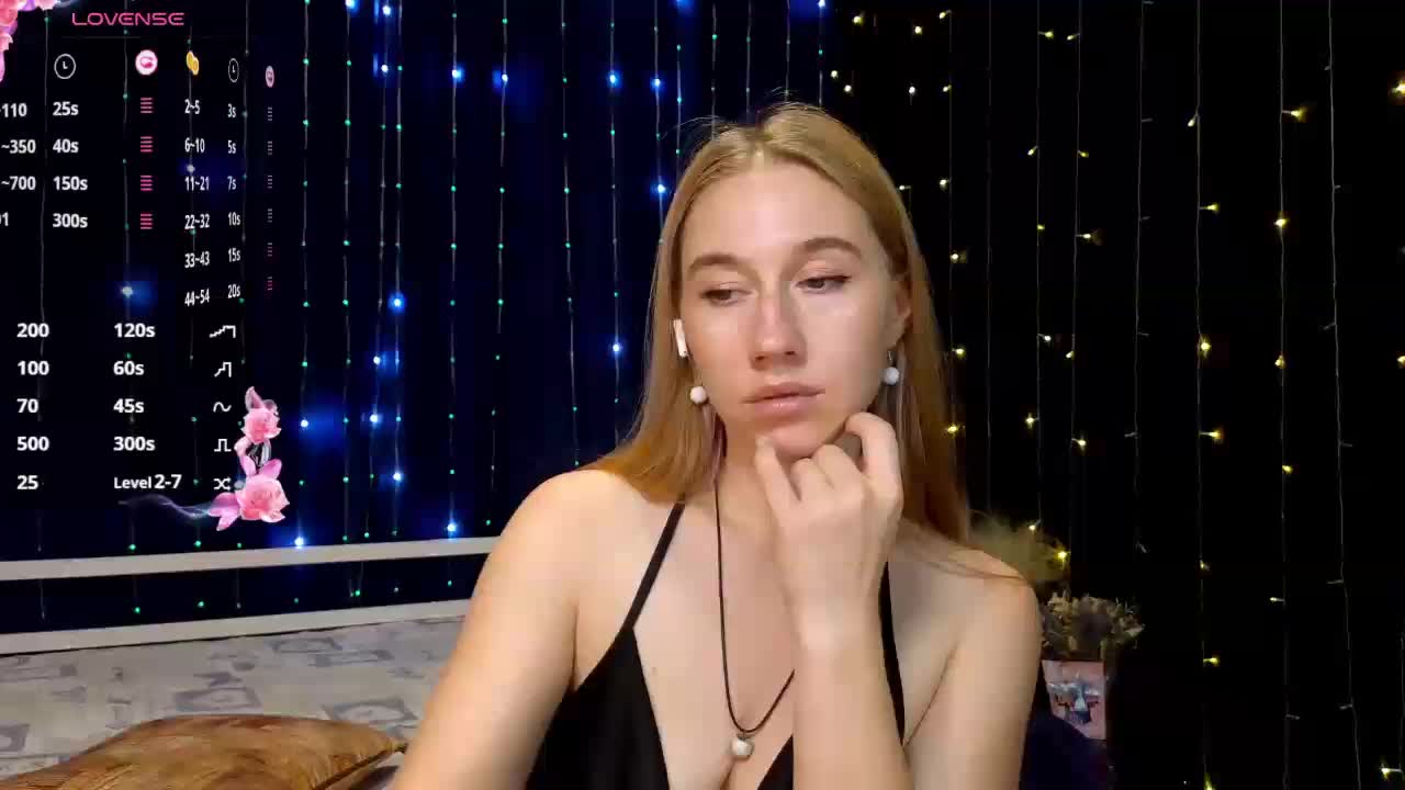 kiskaWEDNESDAY Adult Chat August 13, 2025