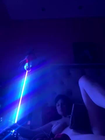 Flossy_Vettie Adult Chat August 13, 2025