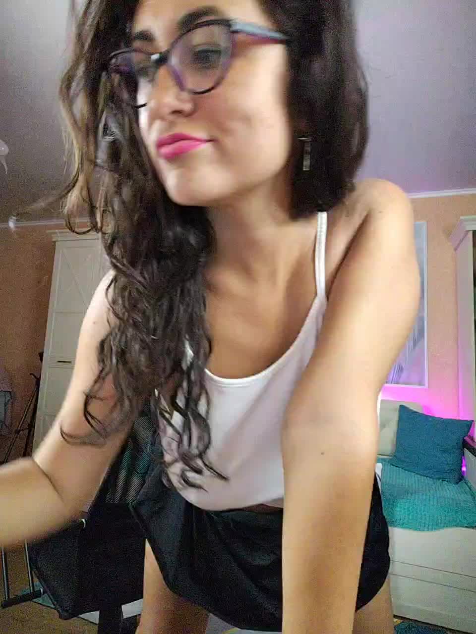 AlicaSmit Adult Chat August 12, 2025